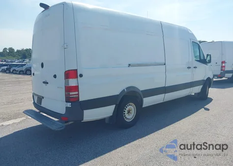 2016 Mercedes-Benz Sprinter 2500 High Roof from USA, damaged, VIN WD3PE8DD8GP362634